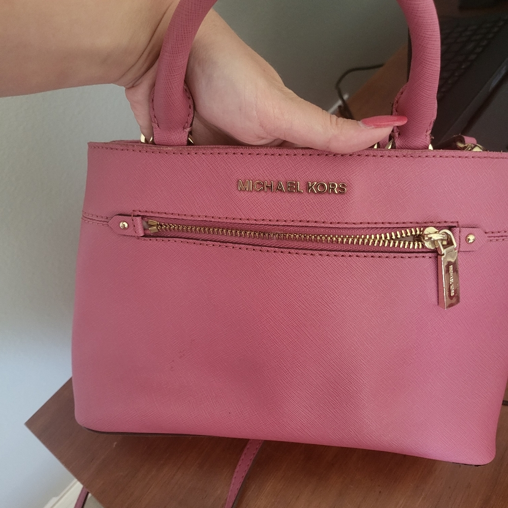 Michael kors pink purse